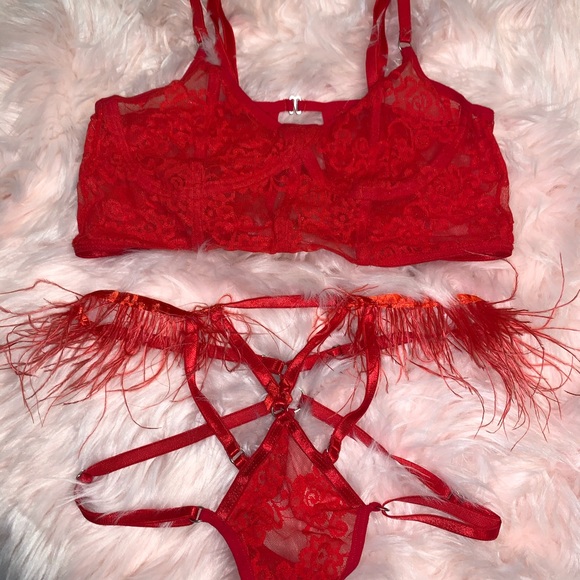 Nadhenri&co red lingerie 3 pieces - Picture 3 of 13